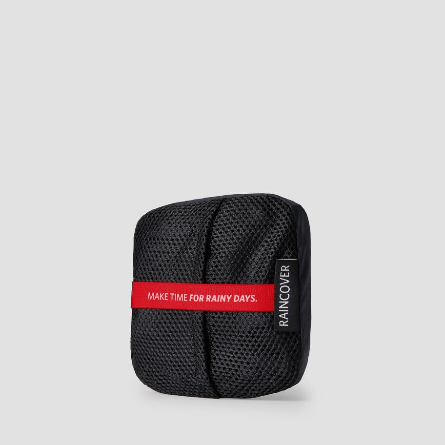 Raincover 80L-110L in the color Obsidian Black. image number 1